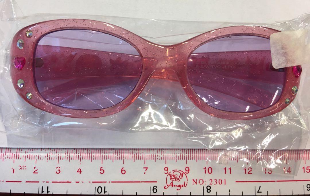 My Melody / Jewelpet sunglasses for kids, 玩具 & 遊戲類, 玩具 Carousell