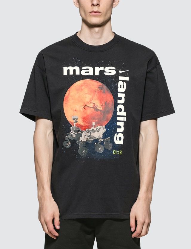 nike mars landing tee
