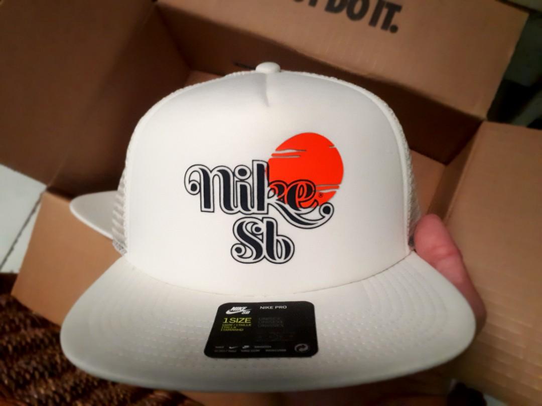 Nike SB Skate Trucker Hat