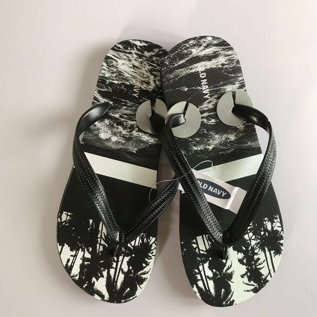 Old Navy Classic Flip Flops For Men Brand New Men S Fashion Footwear Slippers Sandals On Carousell
