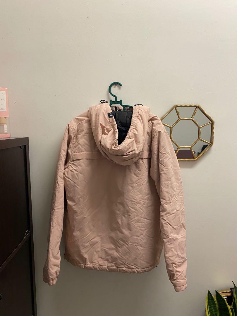 Pull and Bear jacket (Category: Other Tops) located in Kuala Lumpur. Submitted by lilmisswawa (Listing ID 1012543309, Image 3). Description: Condition is 10/10. Wear it twice only. Suitable to use as winter jacket as well, the jacket is so comfortable. bought it at price RM160. .
