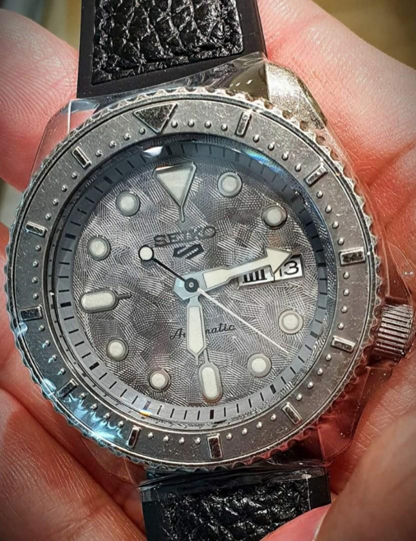 silver seiko 5