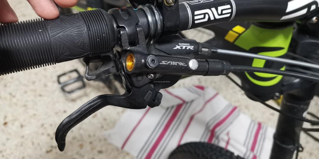 Shimano Saint m820 full brake set