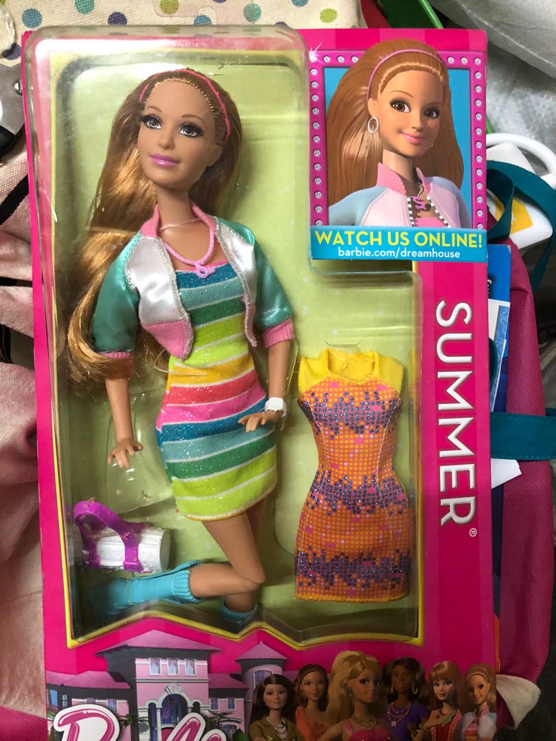 Verdraaiing grijnzend visueel Summer doll Dream House Barbie 2012, Hobbies & Toys, Collectibles &  Memorabilia, Fan Merchandise on Carousell