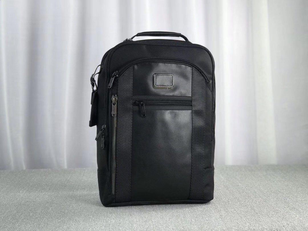 tumi arrive logan