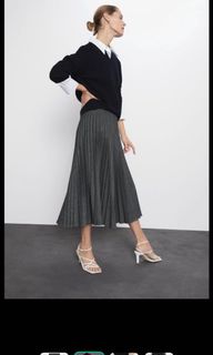 (Category: ) located in . Submitted by outfitslover (Listing ID 1012589828, Image 1). Description: .