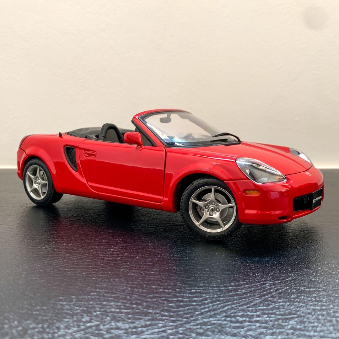 オートアート1/18 トヨタMR2 SPYDER