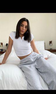 Aritzia TNA Melrose T-Shirts Size Small