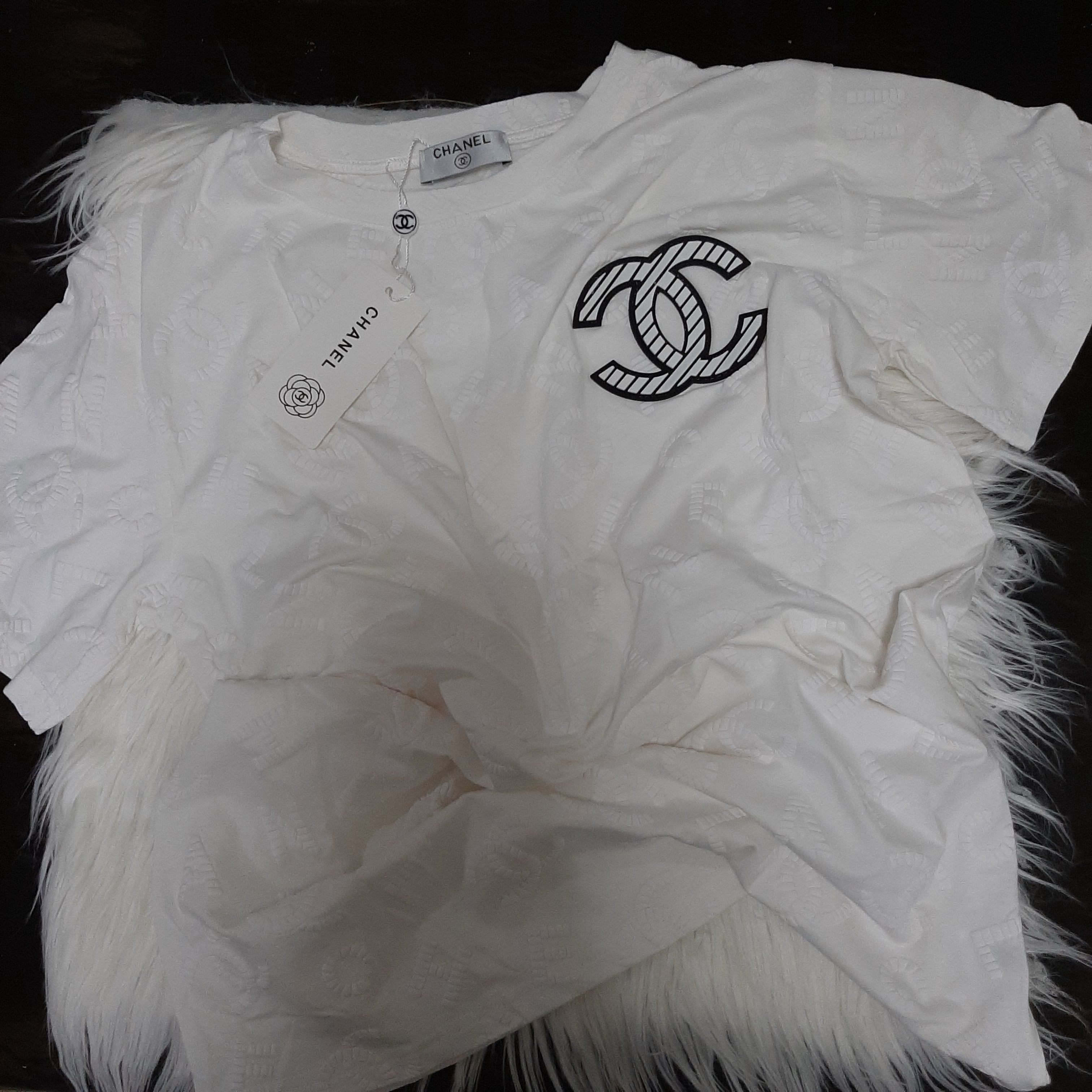 New Chanel Logo Men White T Shirt Tee Size SXXXL CH2  Mens shirts Chanel  men Chanel t shirt