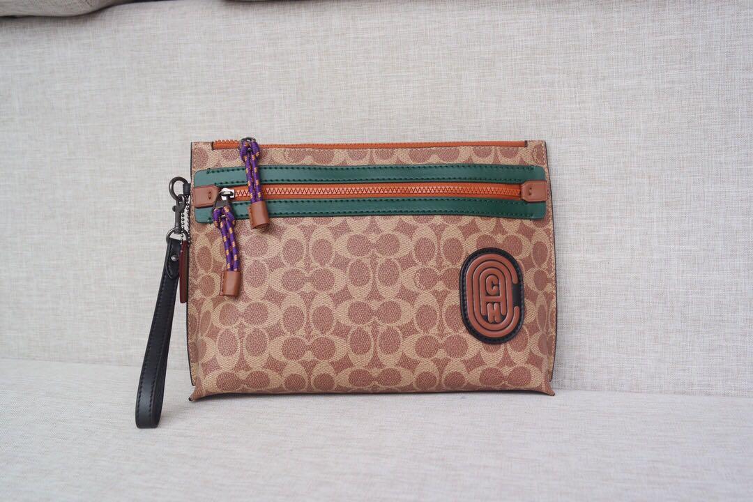 Coach best sale academy pouch