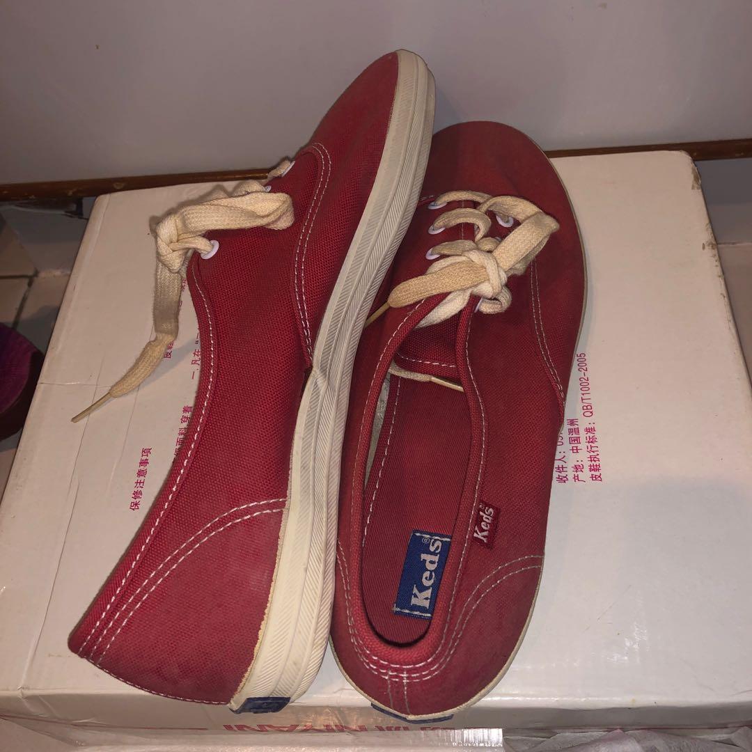 red keds sneakers