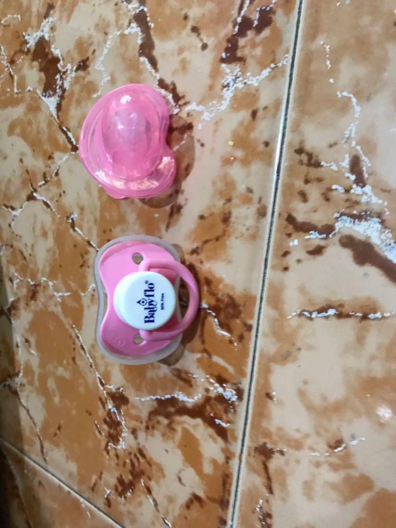 babyflo pacifier