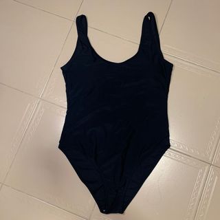(Category: ) located in . Submitted by nyandato (Listing ID 1012801378, Image 1). Description: .