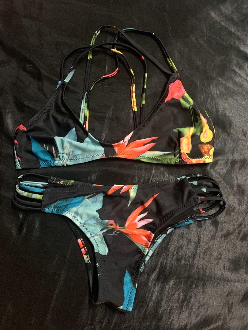 Bikinis set clearance