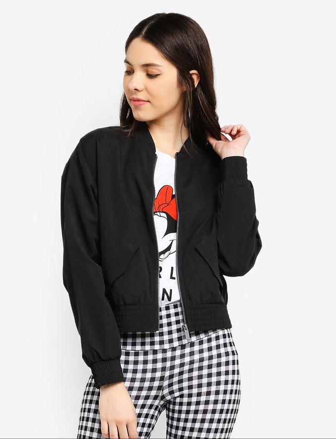 Bomber Jacket (Category: Coats, Jackets and Outerwear) located in Singapore. Submitted by nanateh (Listing ID 1012807778, Image 3). Description: Solid toned bomber jacket Stand collar neckline Lined Regular fit Zip fastening 2 pockets Cotton Bought from Cotton On Never worn before Original price was $59.95, selling at 50% off Price is negotiable, chat to nego!!.