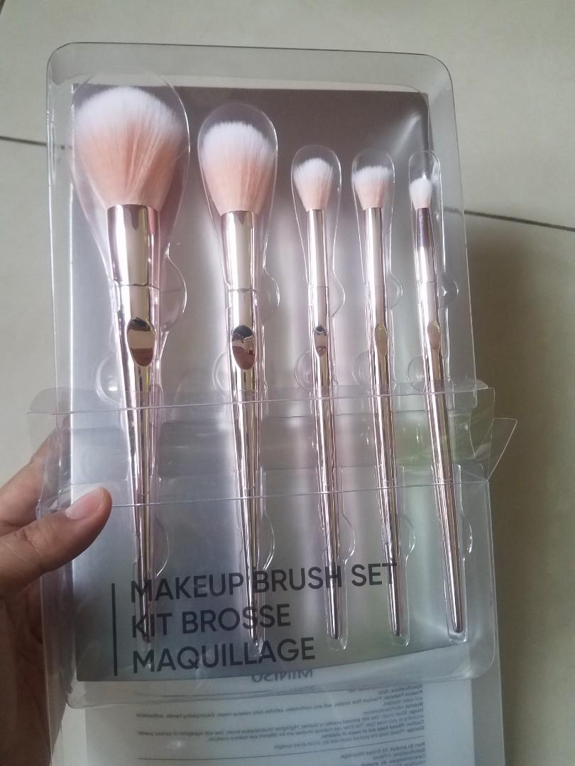 Brush Set Miniso Kesehatan Kecantikan Parfum Kuku Lainnya Di Carousell