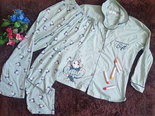 (Category: ) located in . Submitted by happy_chubz_collection21 (Listing ID 1012753958, Image 1). Description: .