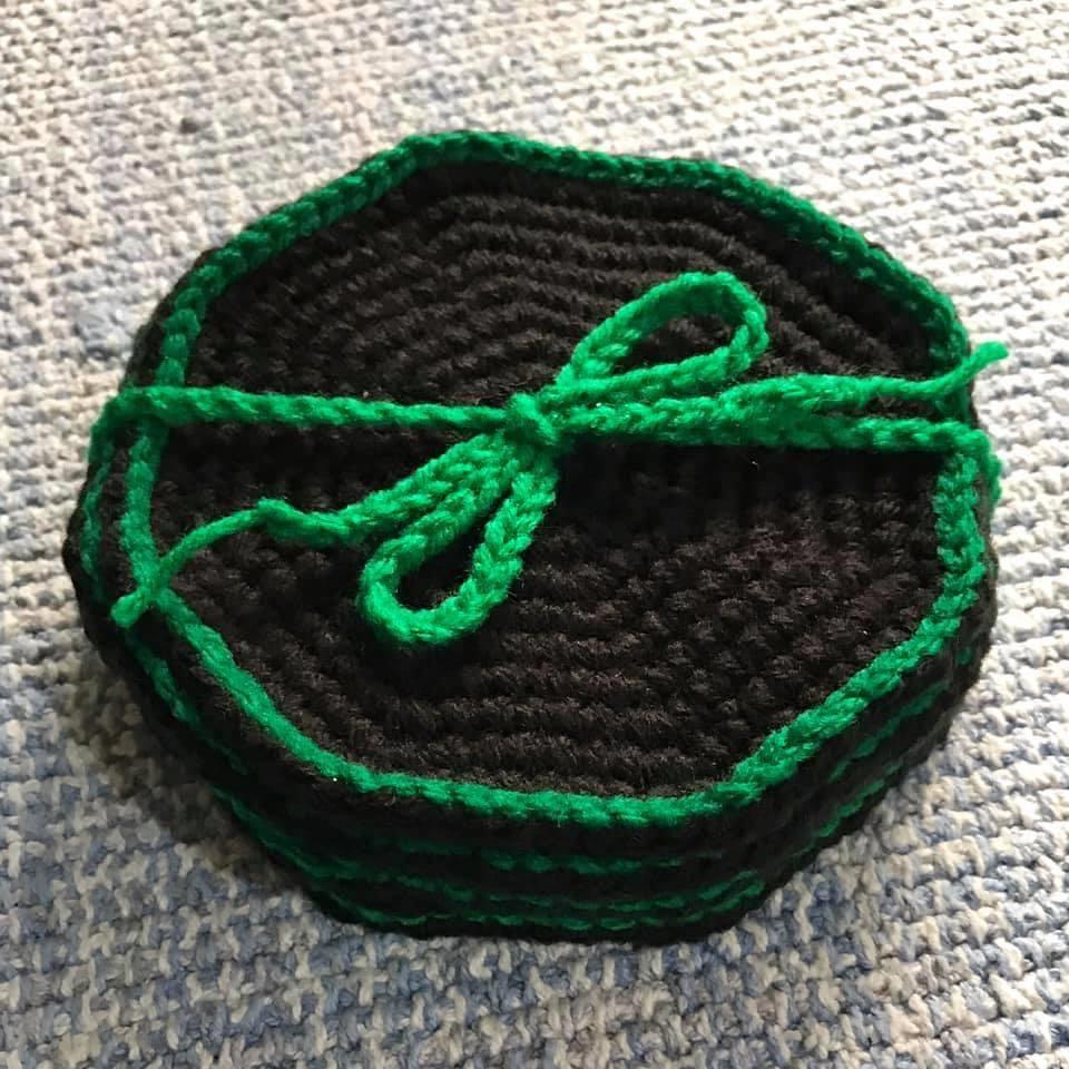 Crochet coaster - available in different colors (Category: Handmade Craft) located in Quezon City. Submitted by 4k.collection (Listing ID 1012738136, Image 2). Description: Price is per piece Discount on 6pcs above For personal use/gift/give away 💚 Available in different colors.