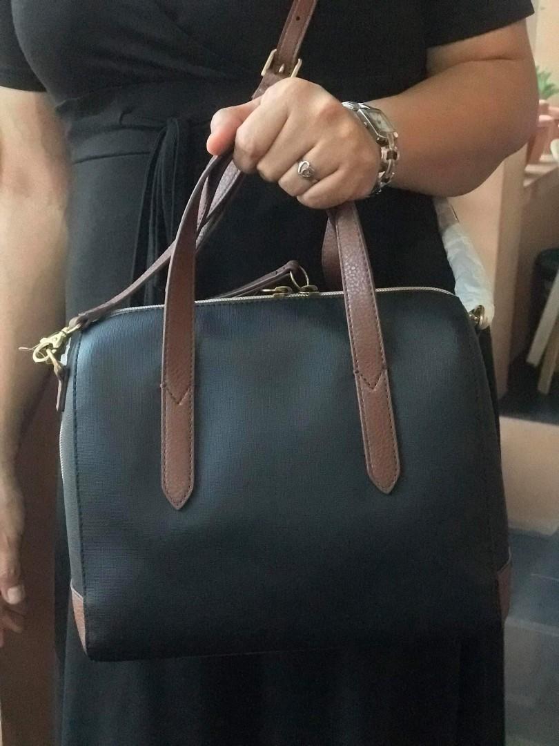 Fossil Sydney Satchel bag, Luxury, Bags & Wallets on Carousell