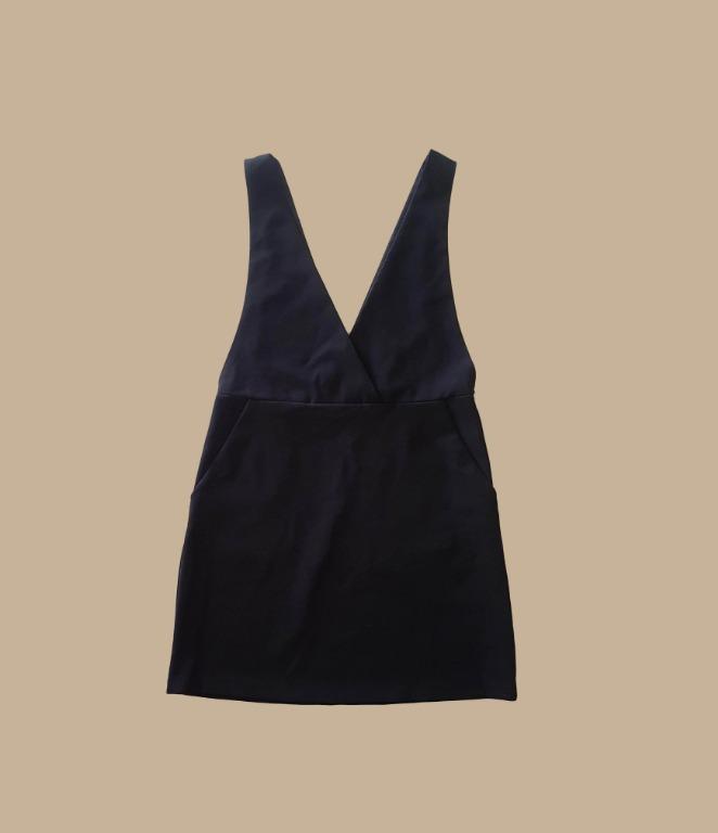 H M Black Pinafore Dress Women s Fashion Dresses Sets