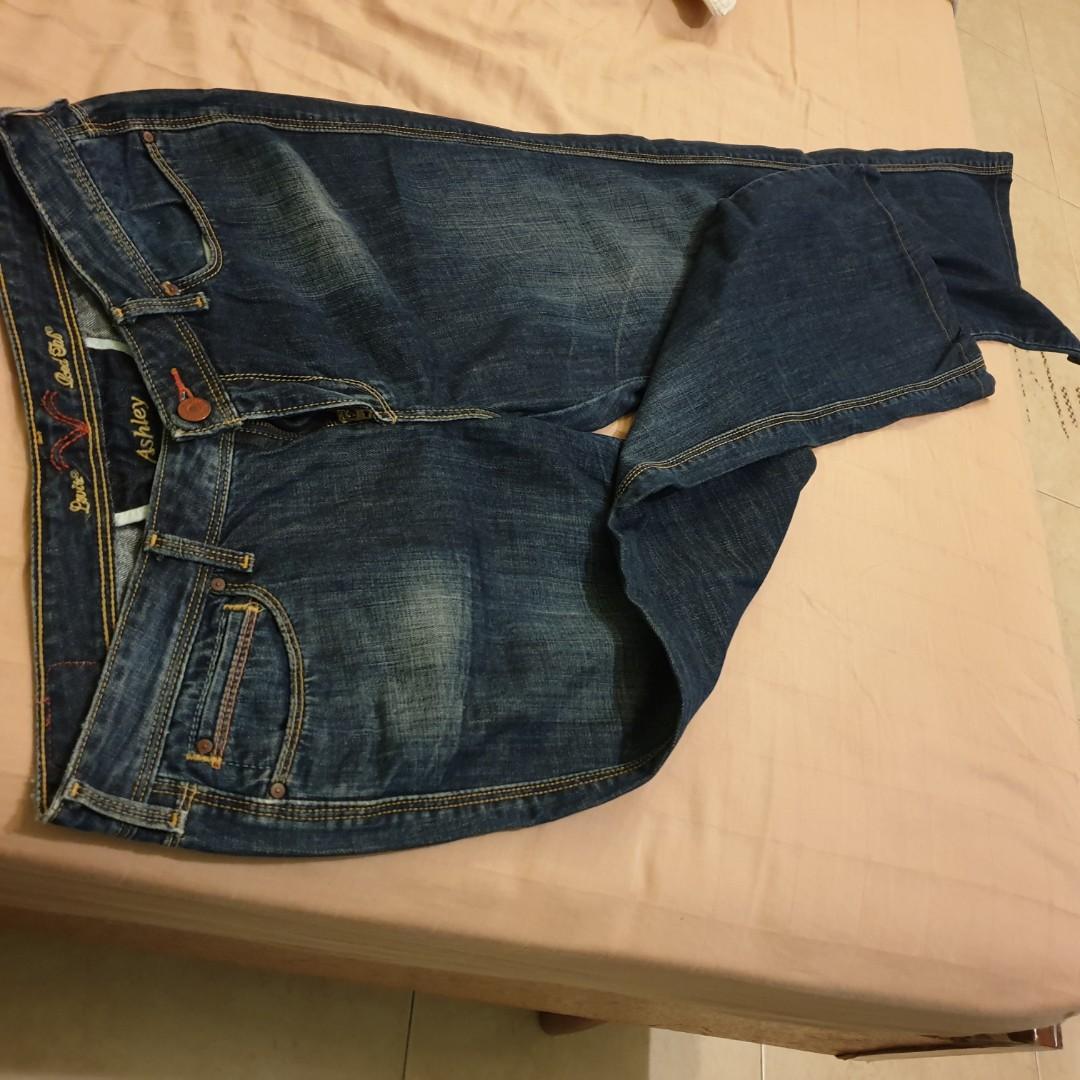 levis blue tab jeans