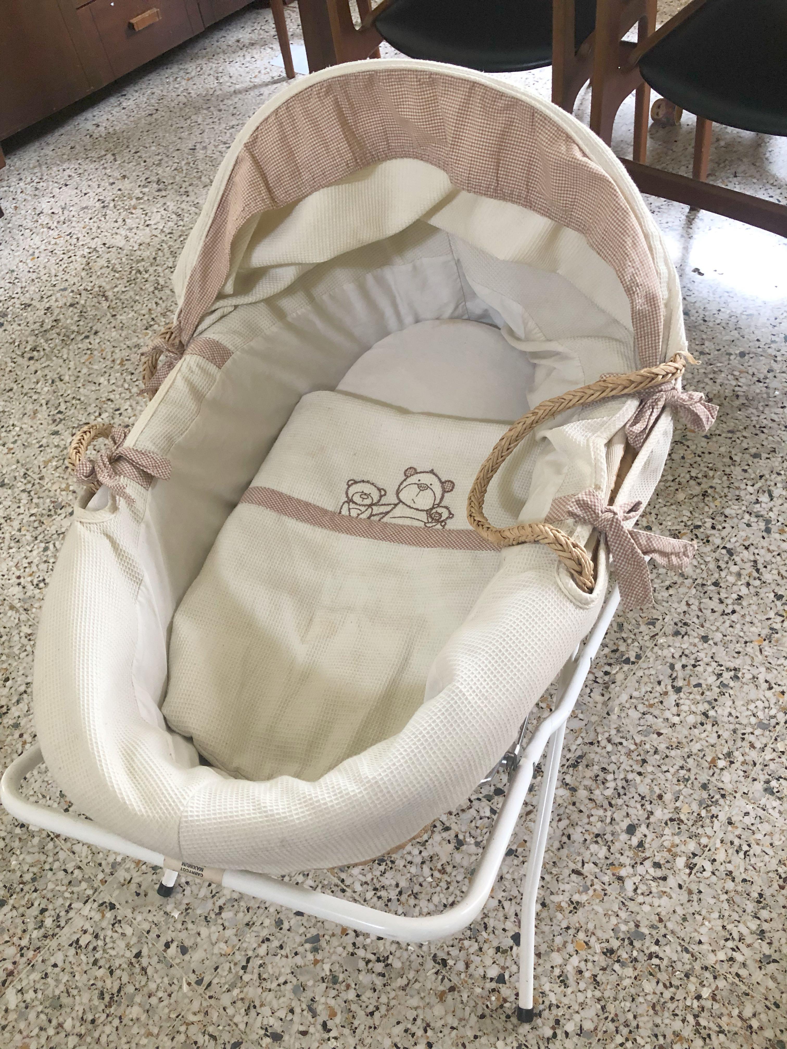 mamas and papas baby basket