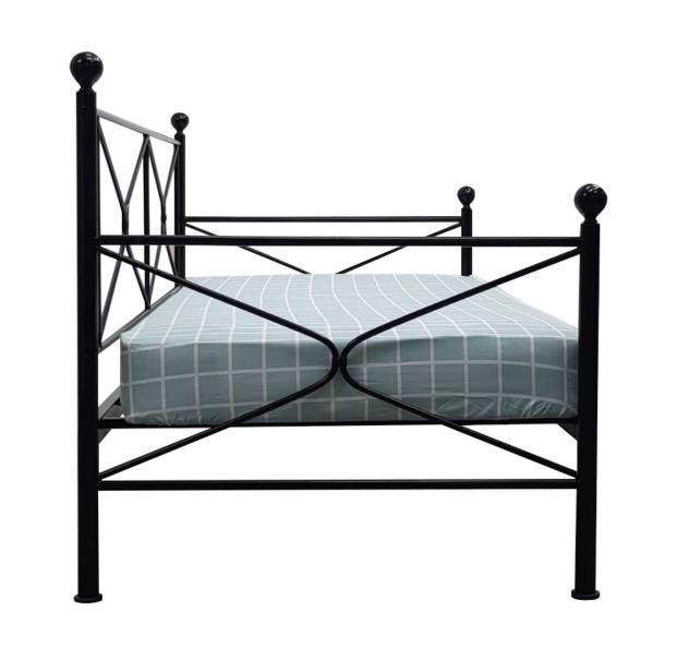 Metal daybed 148, Furniture & Home Living, Furniture, Tables & Sets on