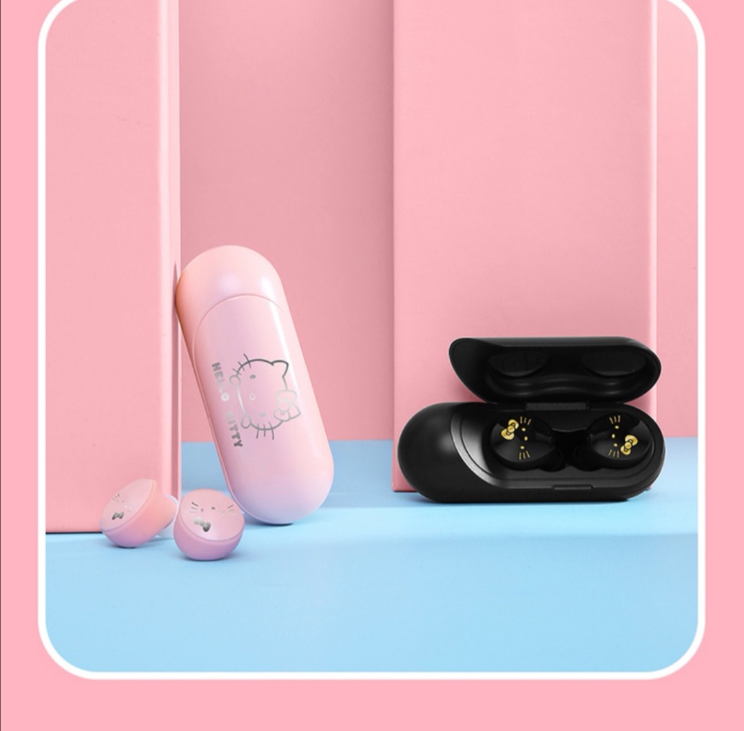 Hello kitty bluetooth hotsell earbuds