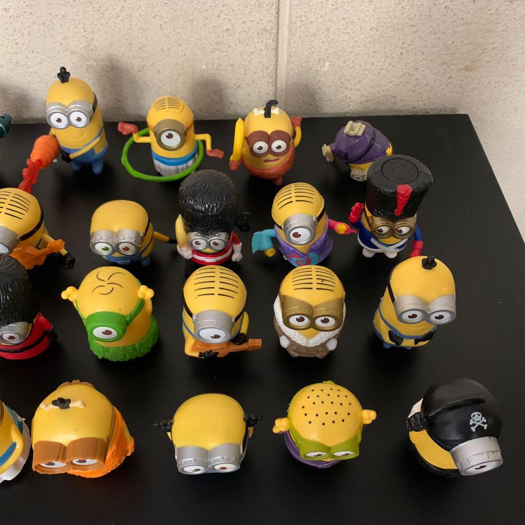 Minions Mcdo Happy Meal Toy Collection Canadian And Philippine Versions Canada Philippines Mcdonalds Despicable Me Hobbies Toys Toys Games On Carousell