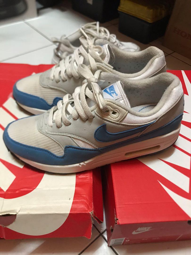 Nike air Max 1 ess Men s Fashion Footwear Sneakers on Carousell