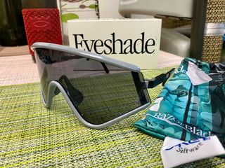（分類：）位於 。 由 oakleyman24 提交（商品編號 1012908982，圖片 1）。簡介： 。