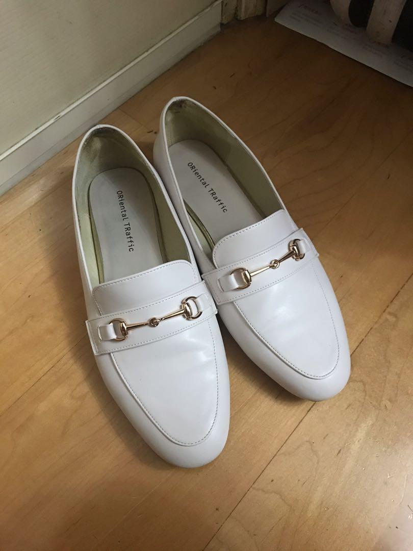 Oriental Traffic 40 碼loafers 樂福鞋白色返工鞋 女裝 女裝鞋 Carousell