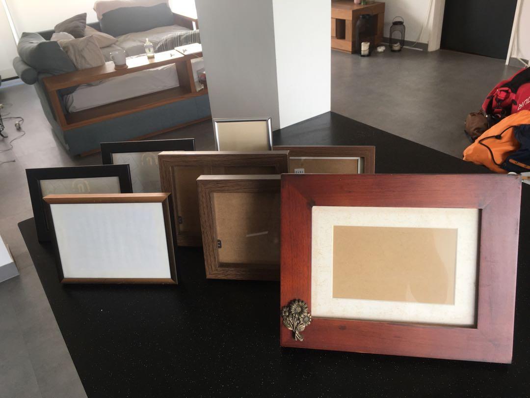 Picture frames (Category: Frames & Pictures) located in Singapore. Submitted by lpk24 (Listing ID 1012707291, Image 1). Description: What you see is what you get - 8 frames for $10 Self collect only .