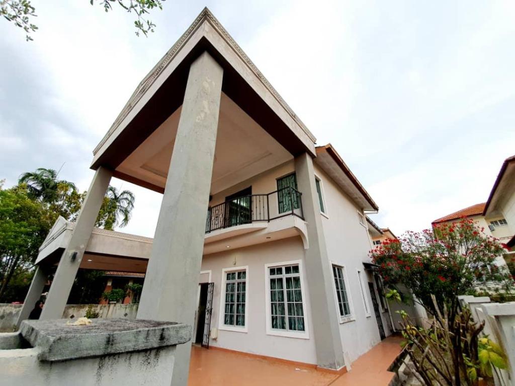 Rumah Banglo Besar And Lawa Murah Untuk Dijual Di Bandar Bukit Mahkota Bangi Property For Sale On Carousell