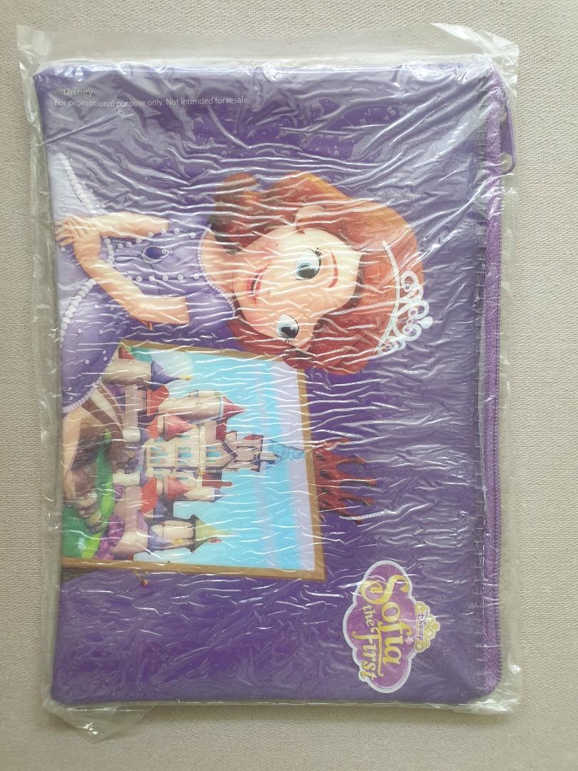Sofia the First pouch (Category: Stationery & School Supplies) located in Singapore. Submitted by genius01 (Listing ID 1012737991, Image 1). Description: 20cm (L) X 14cm (H). Price excludes local normal postage..