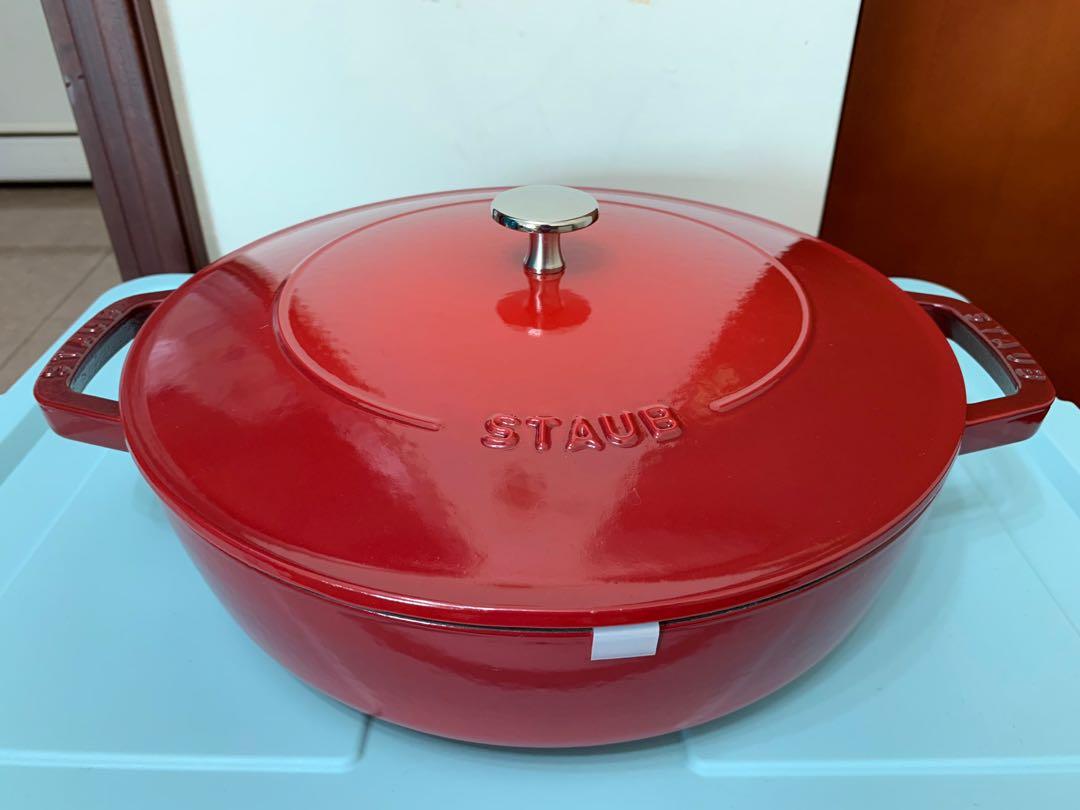 https://media.karousell.com/media/photos/products/2020/6/11/staub_braiser_chistera_28cm_1591847867_e6bd5295_progressive.jpg