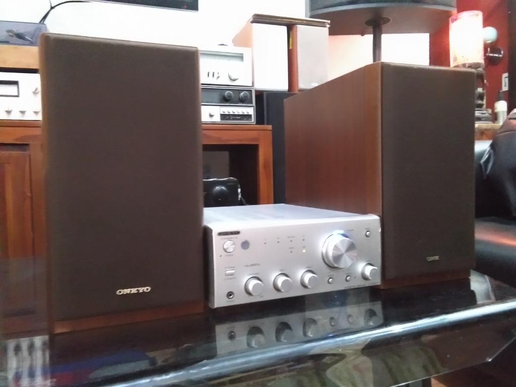 Vintage Onkyo Integrated Amplifier Set With Onkyo Speakers Rare Audio Soundbars Speakers Amplifiers On Carousell