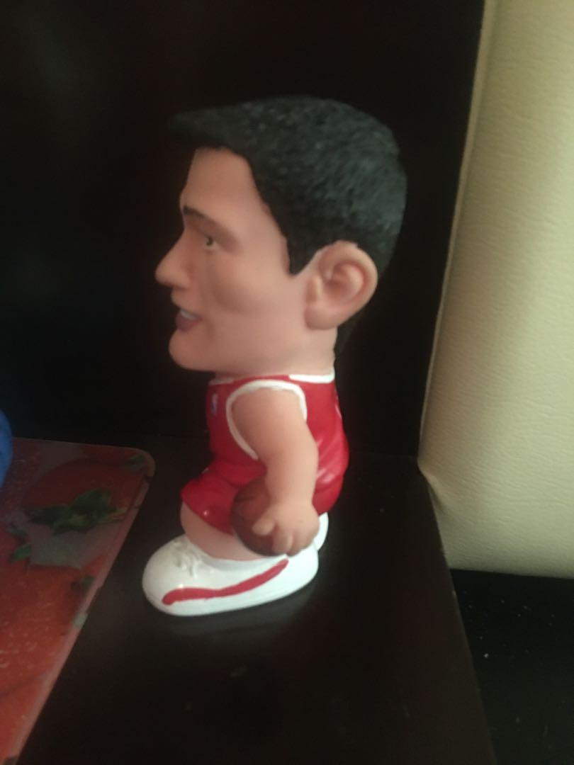 Yao Ming bobblehead piggy bank (Category: Figurines & Statues) located in San Juan City. Submitted by limandreww (Listing ID 1012723457, Image 2). Description: Yao Ming bobblehead piggy bank Brandnew 350 pesos only!! shipping to be shouldered by buyer.