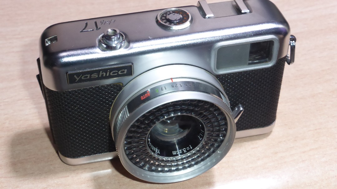yashica half