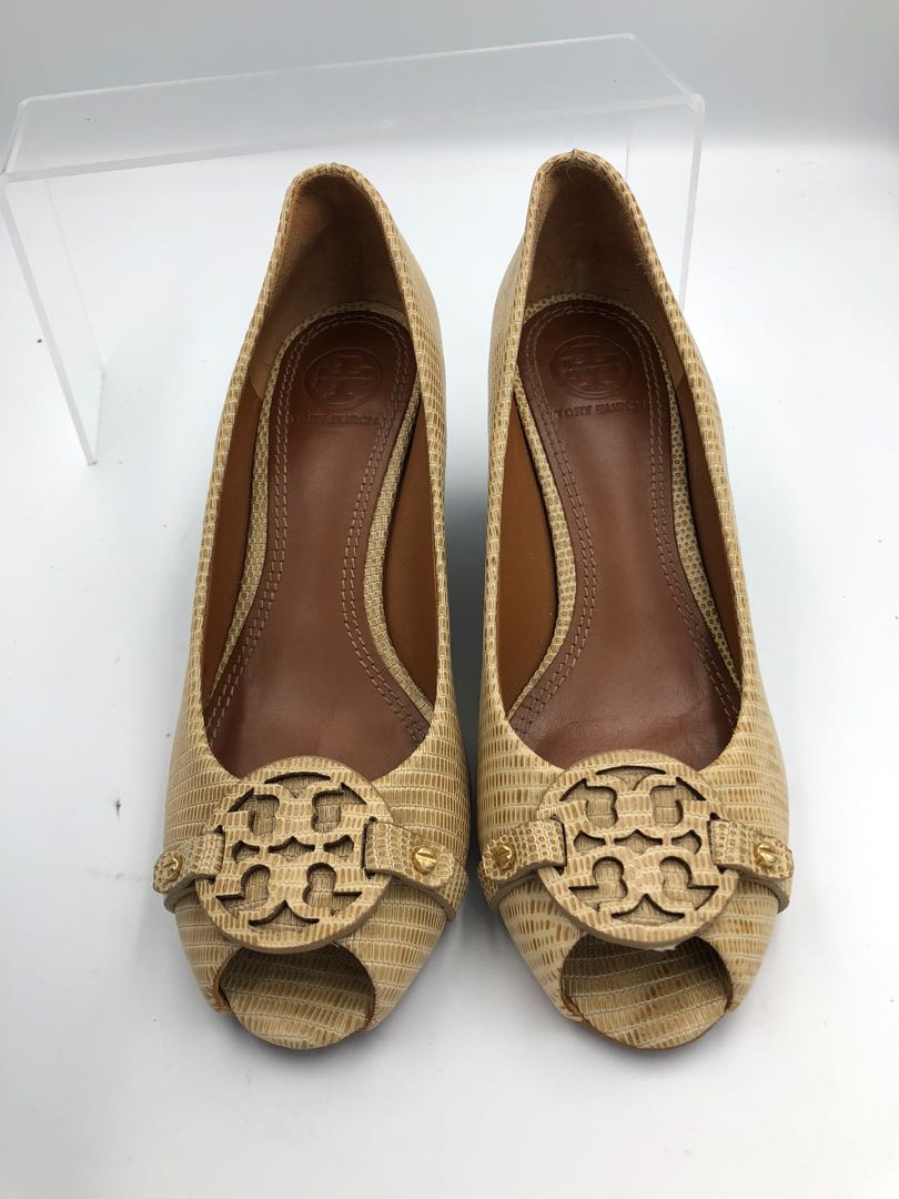Authentic Tory Burch Wedge Size 6.5