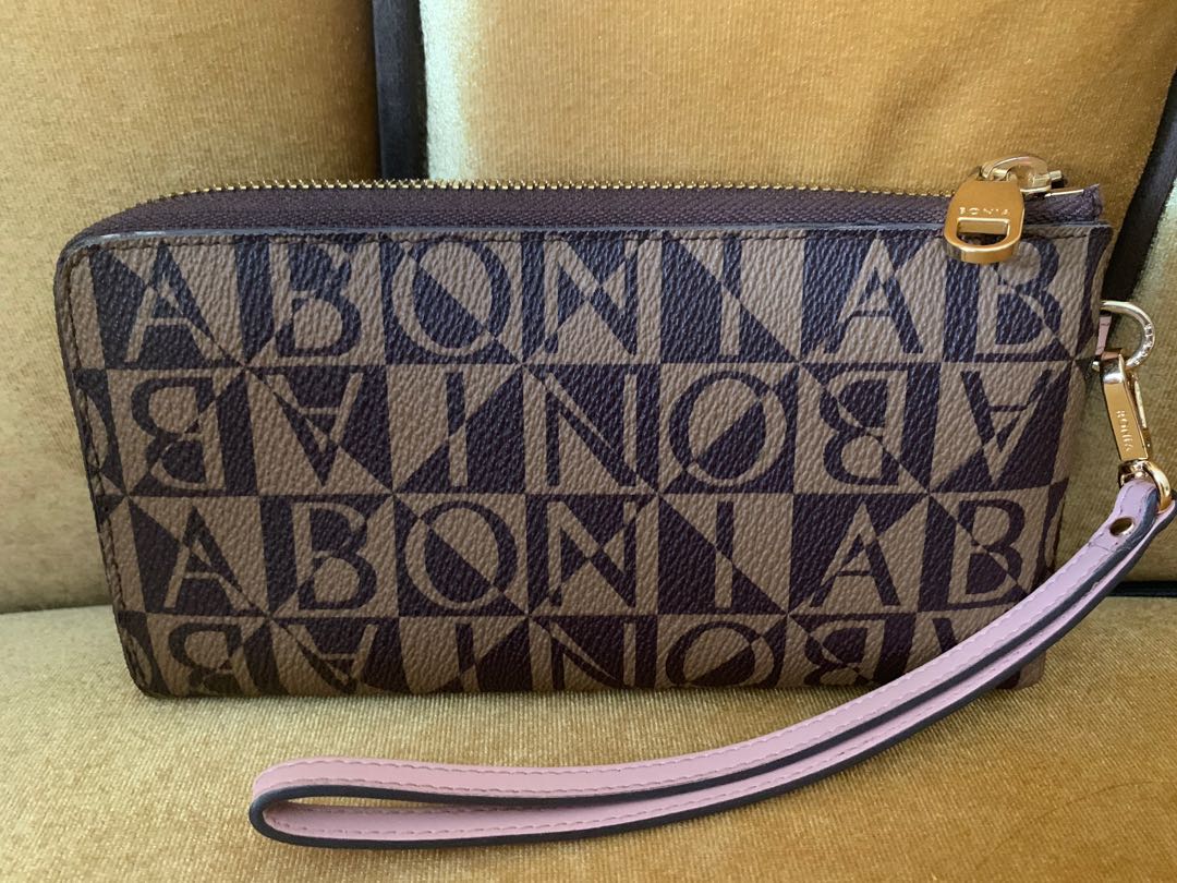 monogrammed zipper pouch