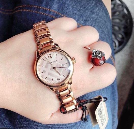 BURBERRY The Classic Round Rose Gold Tone Ladies Watch BU10116