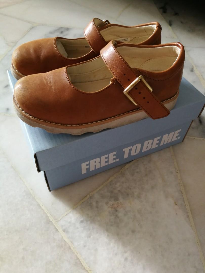 clarks melawati mall