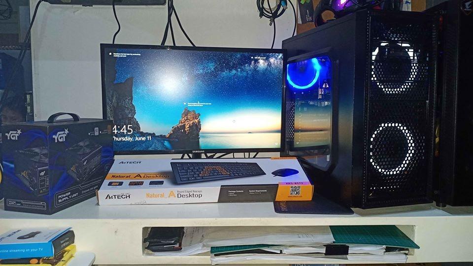 Computer for Gamers, Cadd Drafters, Graphic Editors or work from home PC (Category: Computer Parts) located in Paranaque City. Submitted by arnel.carousel_2020 (Listing ID 1012932956, Image 3). Description: Ryzen 3 1300x Gigabyte GA 350A 8gb Ballistix ddr4 Zotac GTX 1050 gpu YGT 500W 80+BRONZE Psu(bnew) 500gb Hdd 5 pcs case led fans Coolermaster case 24" Samsung Monitor Mouse keyboard Comes with: Windows 10 Office Application Auto cad Sketch up E