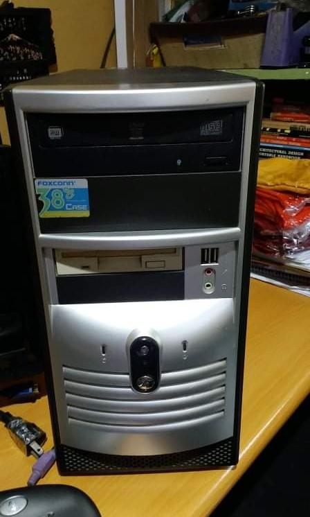 Desktop Computer (Category: Desktops) located in Quezon City. Submitted by porin_desu (Listing ID 1013043830, Image 2). Description: Anyone needs desktop computer for the upcoming school year? 🙂 I'm selling my old PC with free office chair desktop table. ☑️ Qube 19" monitor ☑️ A4 tech Wired Keyboard & Mouse FULL DISCLOSURE: The OS and CPU might need upgrading because Windows XP pa 'yung OS nito. But you can still do basic typing and online resea