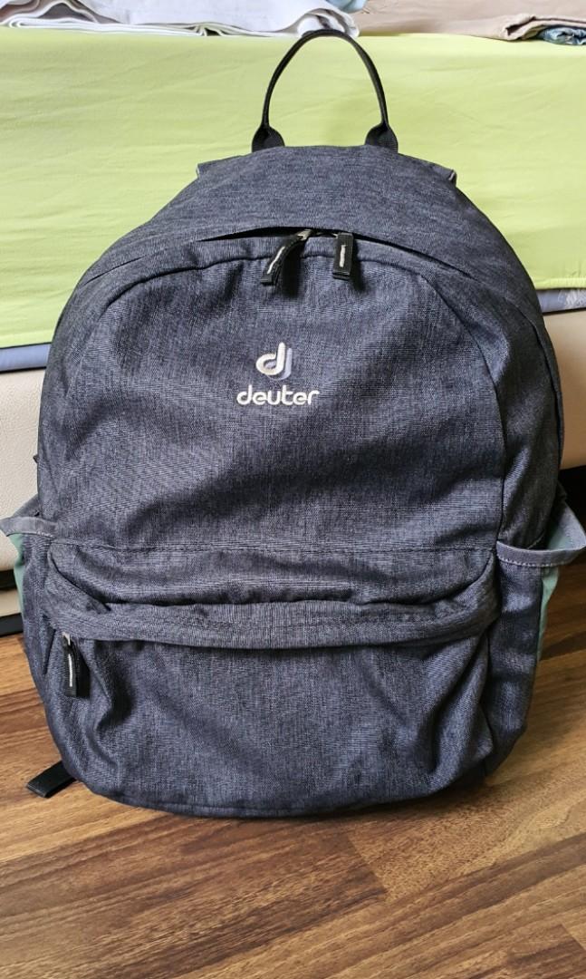 Deuter cheap street backpack