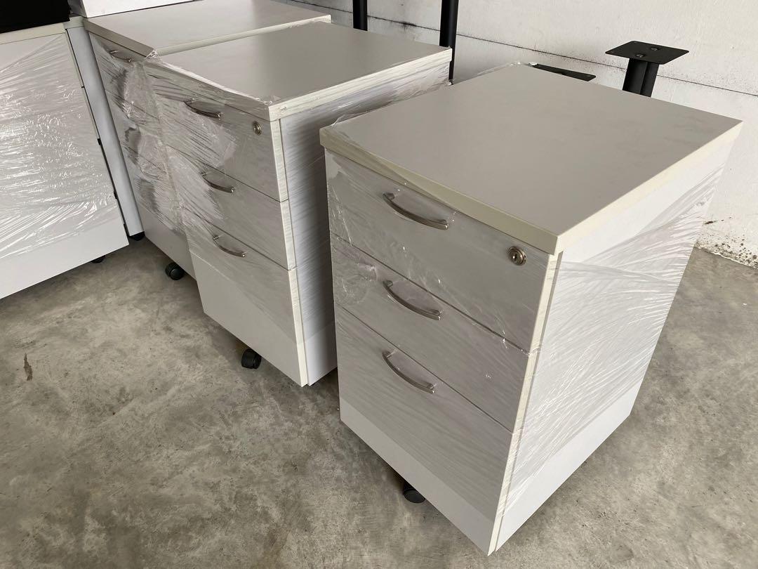 Drawers with rollers, Furniture, Shelves & Drawers on Carousell
