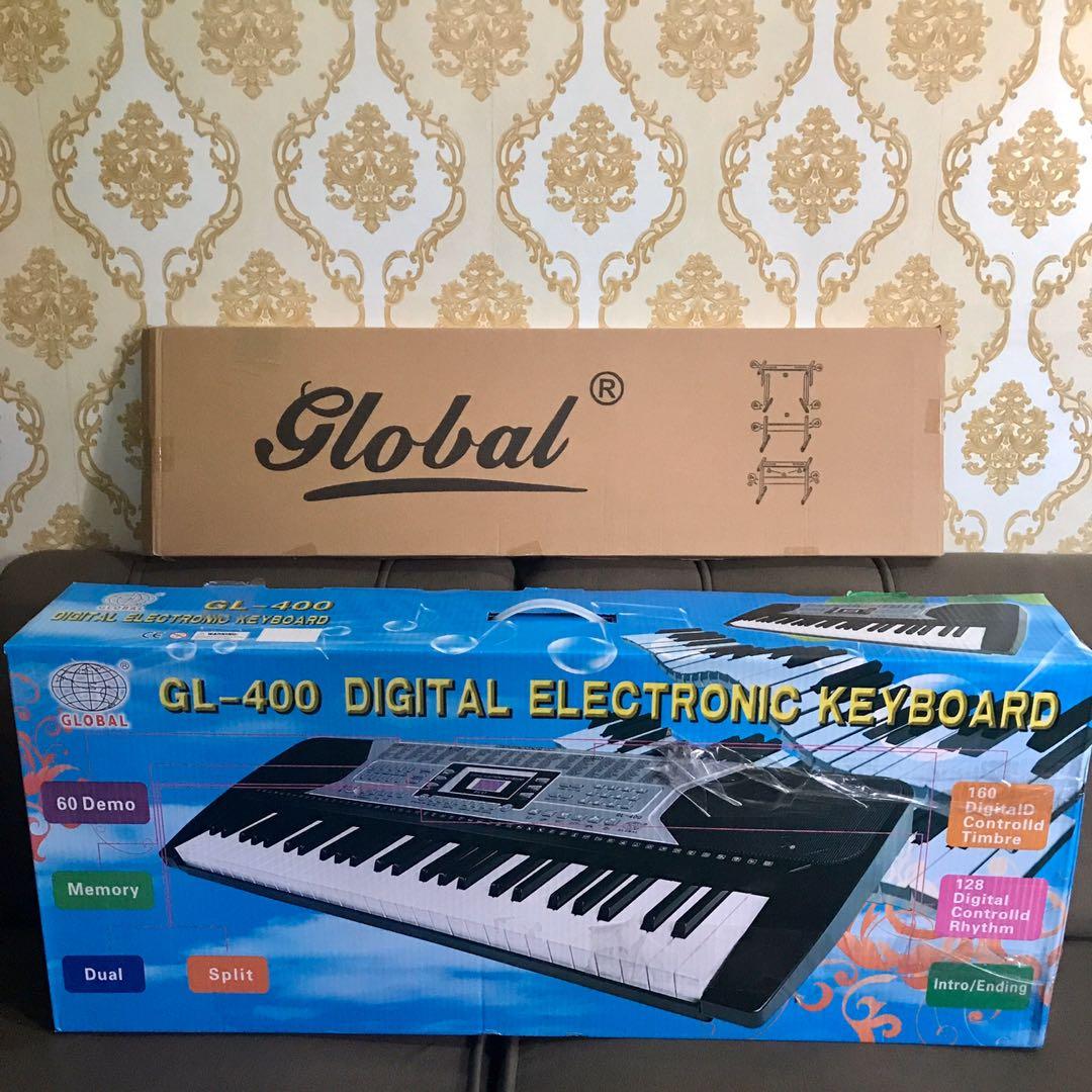 FOR SALE!!! Global GL400 Digital Electronic Keyboard Piano w/ Stand