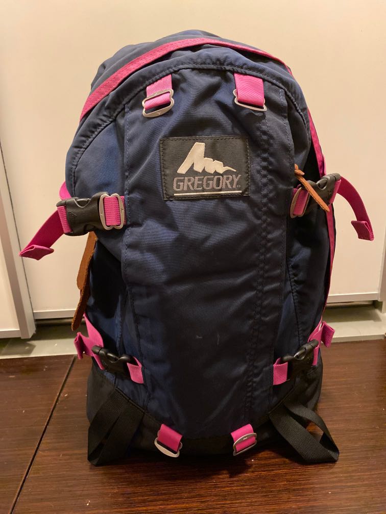 Gregory Backpack (舊logo), 男裝, 袋, 背包 Carousell