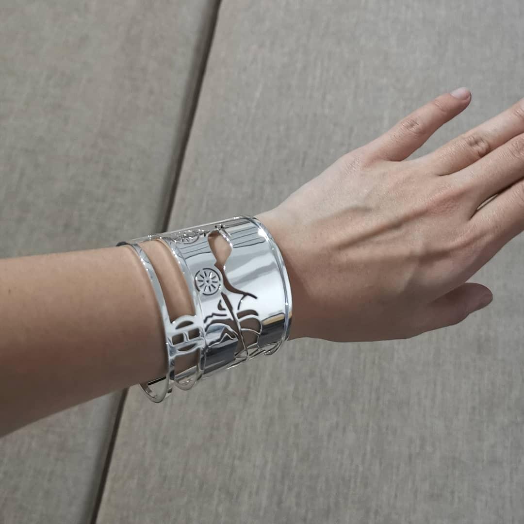 Hermes large silver cuff Women s Fashion Jewelry Organisers